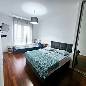 Hostel Rydygiera 17 Own Tv Wifi, Warszawa